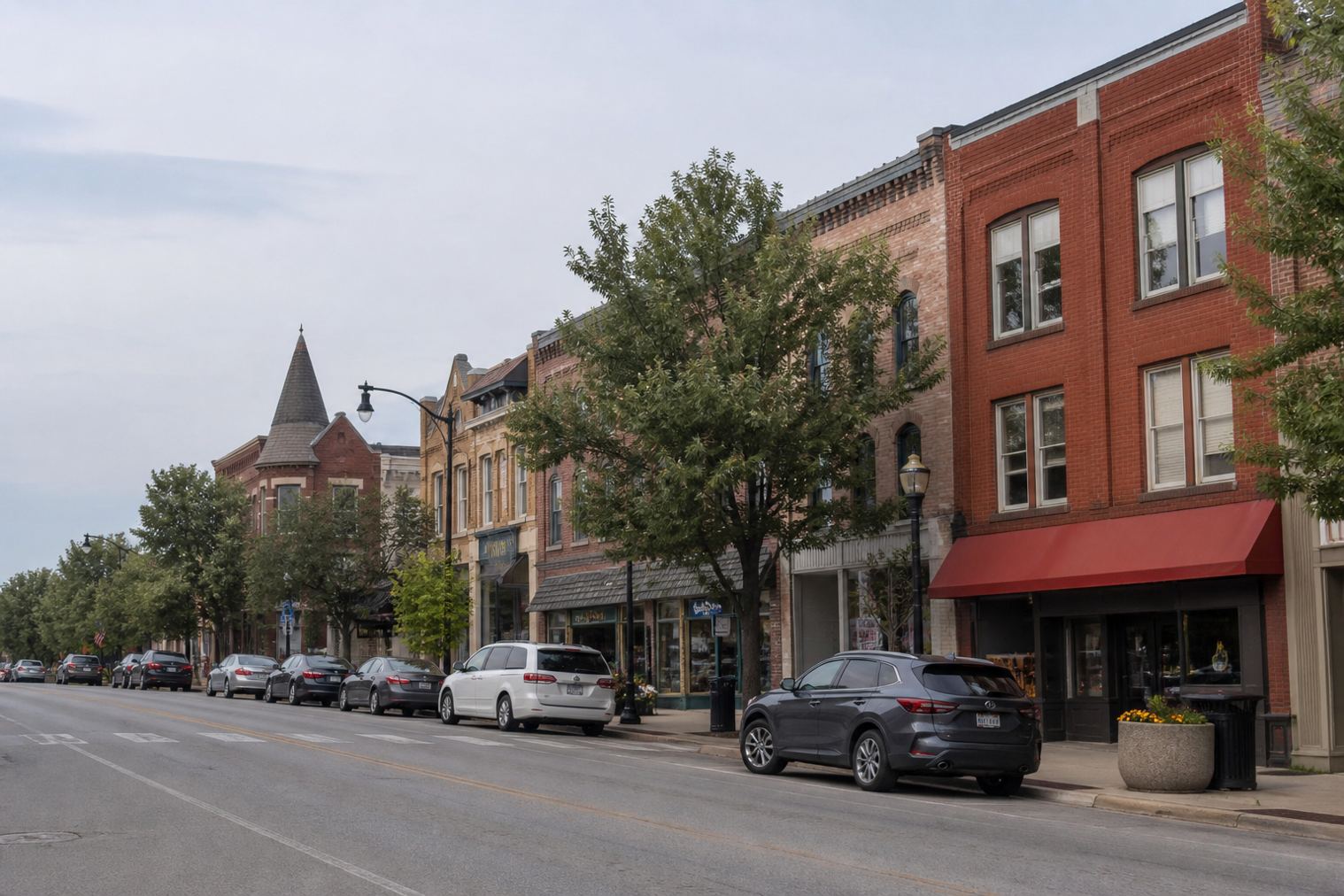 Downtown Downers Grove Main Street storefronts